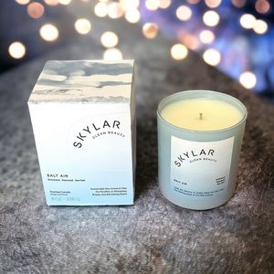 SKYLAR Candle in Salt Air Sustainable Soy Coconut Wax 8 oz NIB